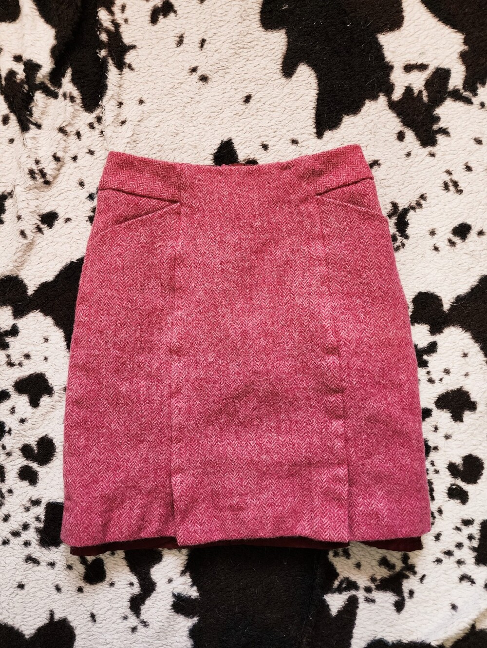 "BODEN" WOMEN'S WOOL MINI SKIRT - RASPBERRY